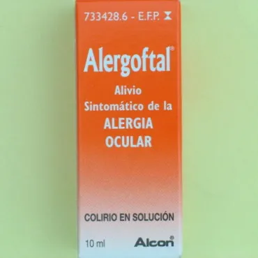  - colirio para tratar la conjuntivitis alérgica.