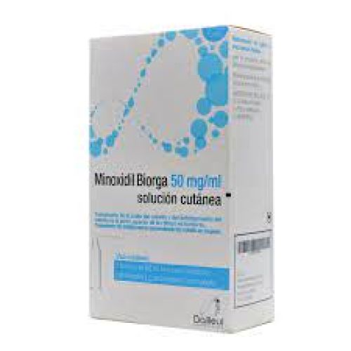  - Es una solución indicada para estimular el crecimiento del cabello en personas que sufren alopecia androgénica con pérdida moderada de cabello.