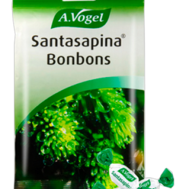  - Reducen el picor y la tos irritante dilatando las vías respiratorias.  Calman el picor de garganta hidratando la mucosa. Dentro del caramelo llevan el jarabe de santasapina, que a su vez hidrata la mucosa de la garganta y tiene efecto mucolítico.