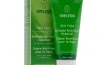  - Es una crema para el cuidado reparador intensivo de las zonas agrietadas, irritadas o dañadas de cara y cuerpo. Indicada para el cuidado diario de cara y cuerpo. Nutre y repara.